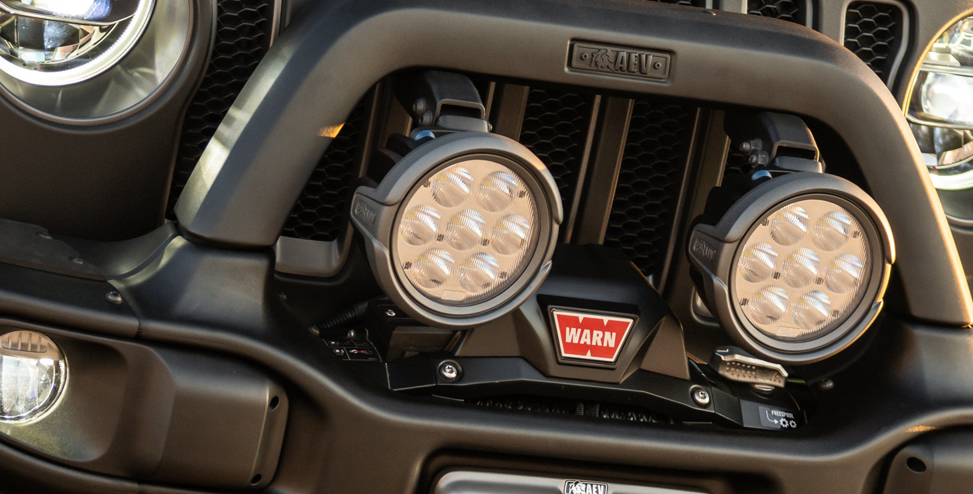 Total 44 Imagen How To Install Off Road Lights On A Jeep Wrangler