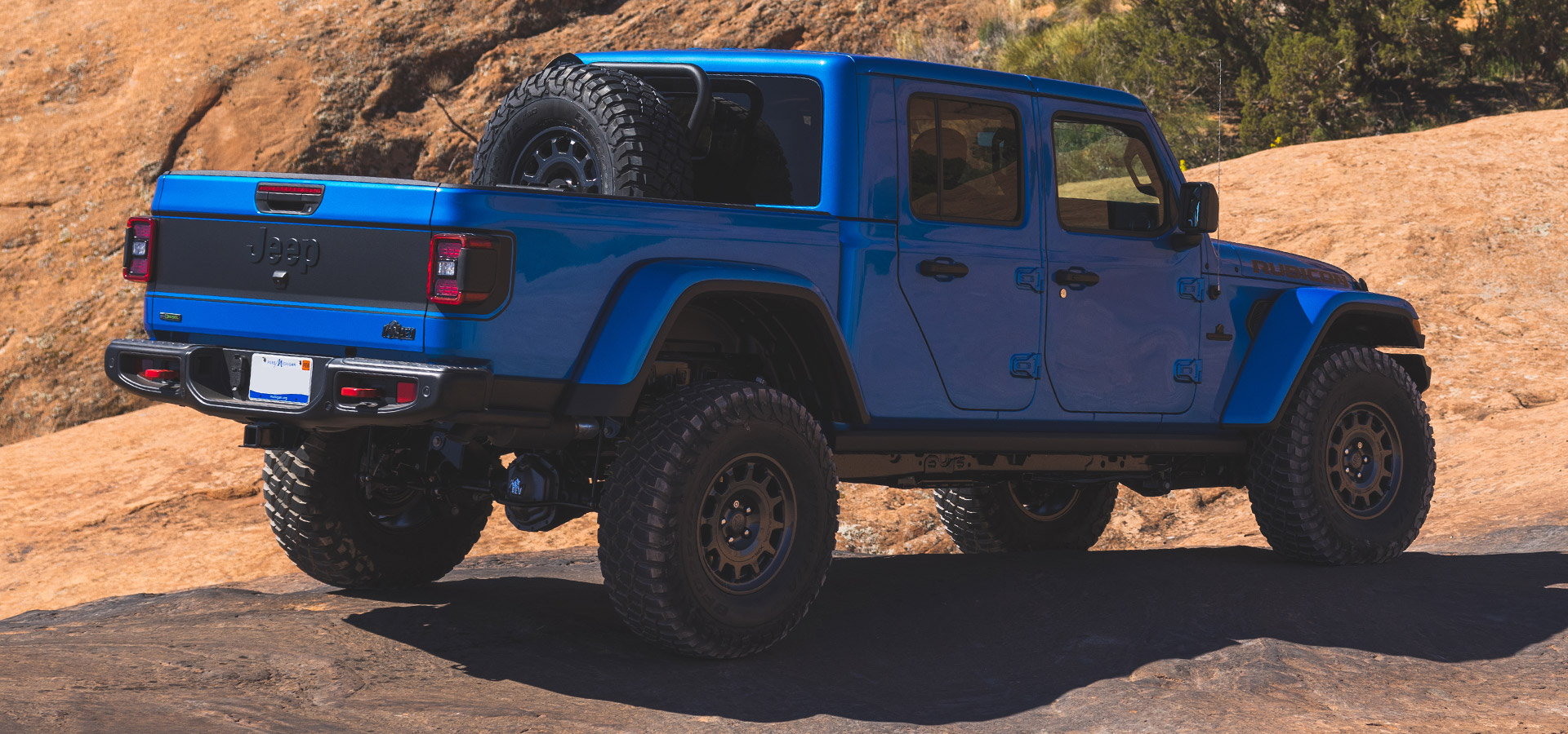 AEV Vertical Tire Mount for 2019+ Jeep Gladiator 2